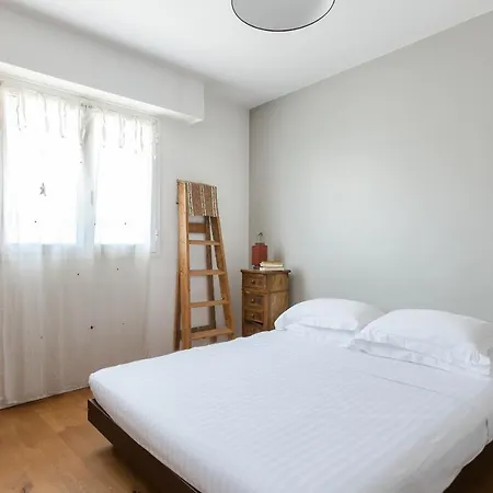 Apartment Rue De La Convention Ii By Onefinestay